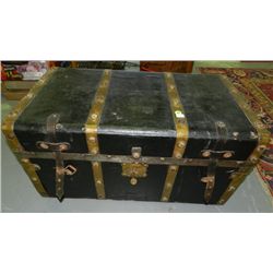 Primitive trunk (locked)