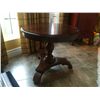 Image 1 : Round Top Pedestal Table (32" diameter)