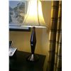 Image 1 : Pedestal Table Lamp