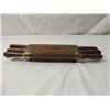 Image 2 : VINTAGE ASIAN STEAK KNIVES CARVED TABLE TOP HOLDER