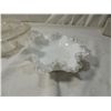 Image 6 : LOT 4 DECORATIVE GLASSWARE