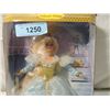 Image 2 : BARBIE AS CINDERELLA IN BOX