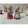 Image 2 : LOT 5 CHRISTMAS SANTA & MRS CLAUS SALT & PEPPER