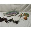 Image 1 : LOT 6 FISH COLLECTIBLES