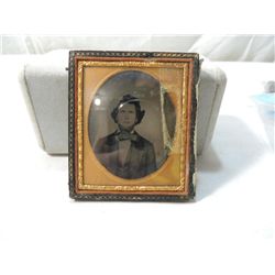 SMALL TINTYPE ANTIQUE PHOTO IN FRAME