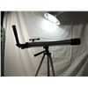 Image 2 : BEGINNERS TELESCOPE ON TRIPOD