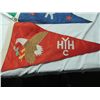 Image 2 : VINTAGE YACHT CLUB FLAGS BURGEE PENNANTS
