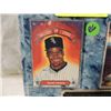 Image 2 : FRANK THOMAS PLAQUE WITH 2 CARDS