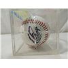 Image 2 : CHICAGO CUBS AUTOGRAPHED BASEBALL 5 MISC PLAYERS