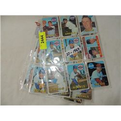 LOT 27 1969 TOPPS BASEBALL PLAYER CARDS