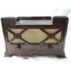 Image 2 : VINTAGE FARNSWORTH TUBE RADIO
