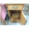 Image 3 : SMALL SIDE TABLE CABINET