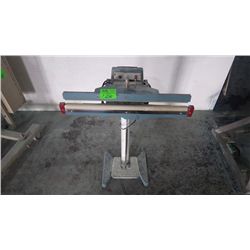 Impulse bag sealer