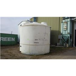 Tank T4 Poly 12,000 gallon tank - used white