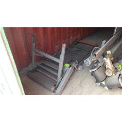 Wide bag conveyor