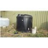 Image 1 : Black poly tank