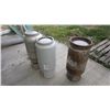 Image 2 : 3 empty propane tanks