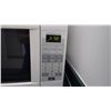 Image 3 : Microwave