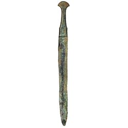 Espada (siglos VIII-IX a.C.). Bronce. Bonita pátina verde. Longitud 38,0 cm. Incluye soporte.