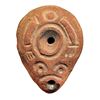 Image 1 : Lucerna. Imperio romano (siglos I-II d.C). Terracota. Lucerna de tipo rana con el animal representad