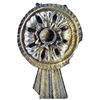 Image 1 : Fíbula galo-romana. Siglos I a.C.-I d.C. Plata dorada. Altura 2,5 cm. Incluye peana.