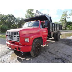 1983 Ford F700 Scissor Lift/Dump Truck