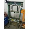 Image 1 : Heavy Duty H Press