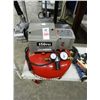 Image 1 : Porter Cable Mini Compressor