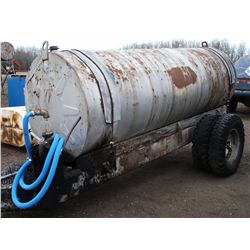 1000 Gallon Fuel Tank with Trailer