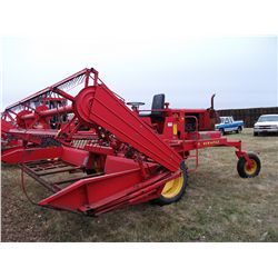 1979 Versatile 400 15' Swather