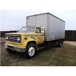 1980 GMC 7000 V-8 Truck