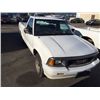 Image 2 : 1997 GMC SONOMA SL VIN 1GTCS14X9VK519659