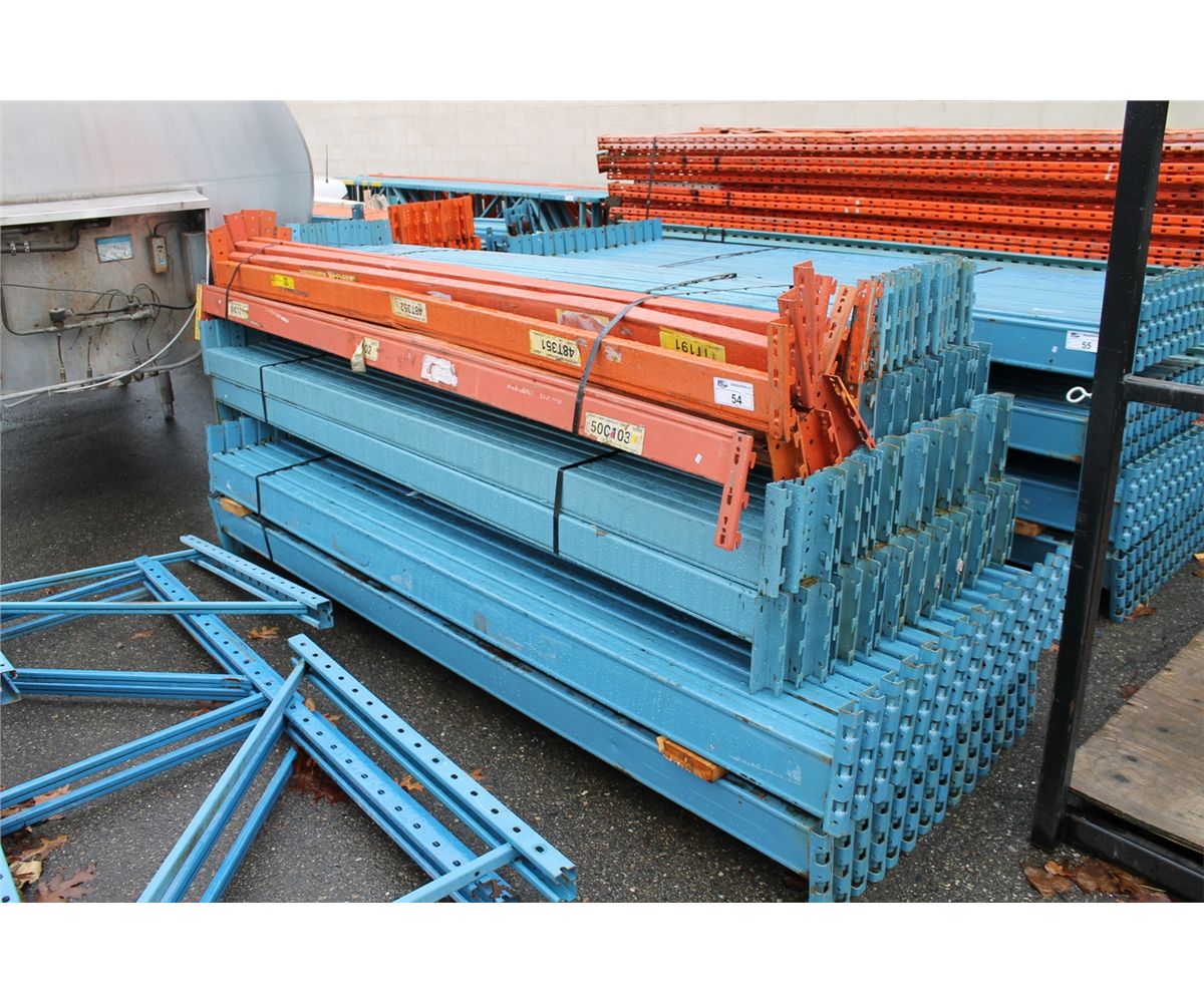 LOT OF ASSORTED PALLET RACKING CROSS BEAMS