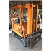 Image 1 : HYSTER 5100LB CAPACITY 3 STAGE PROPANE FORKLIFT