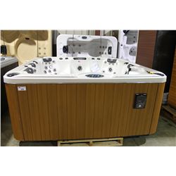 CAL SPAS CONNECT LOUNGER HOT TUB, 8'X8' PREFERRED MAHOGANY CABINET WITH SUNSET STORM INTERIOR C/W