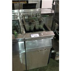 FRYMASTER GAS DEEP FRYER