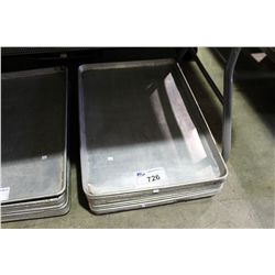 LOT OF BAKING TRAYS