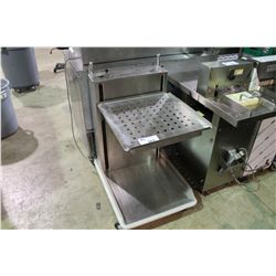 MOBILE STAINLESS STEEL LOWERATOR