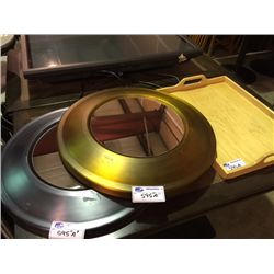 SIGN, 2 MIRRORS, AND A TRAY