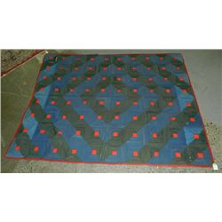 Lovely antique / Primitive patch work quilt