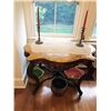 Image 1 : Victorian Marble Top Rococo Rosewood Table