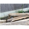 Image 7 : Wood Boards and Beams