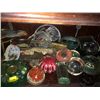 Image 5 : Vintage Paper Weight Lot