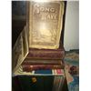Image 4 : Vintage Estate Books