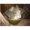 Image 3 : Primitives Lot