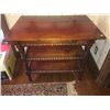 Image 1 : Library Table