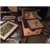 Image 1 : Treasure Trove of Artwork
