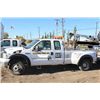 Image 2 : 2006 FORD F350 with Dump Trailer & Crane