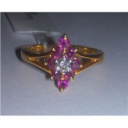4.060g Ring Made in 18kt 3.906g Gold, 0.12 Ctw Diamond, 0.65 Ctw Ruby