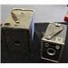 Image 3 : Box lot miscellaneous Vintage cameras.